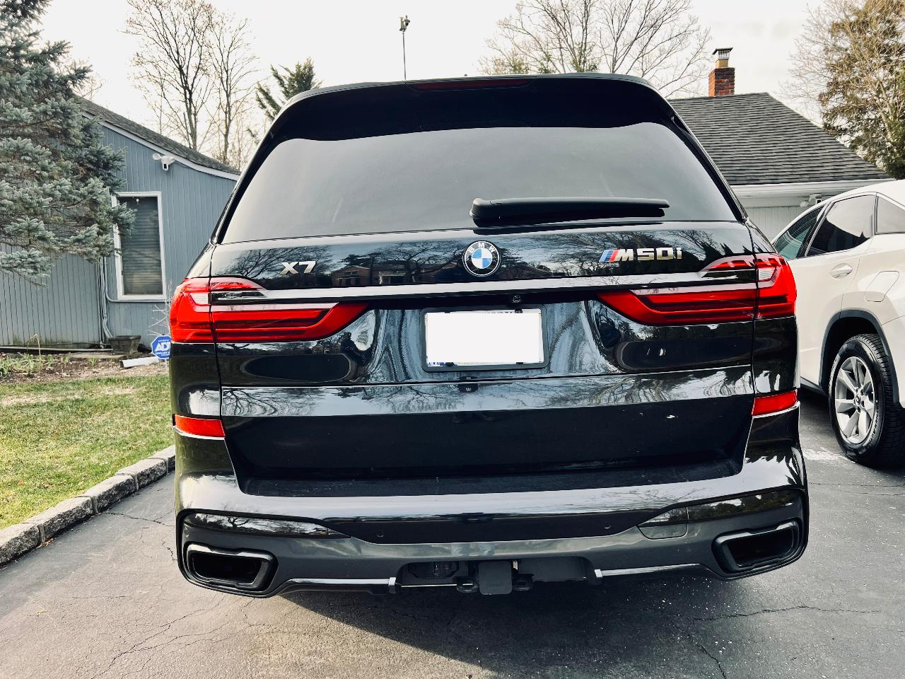 صورة 6 لـ 2021 BMW X7 M50I