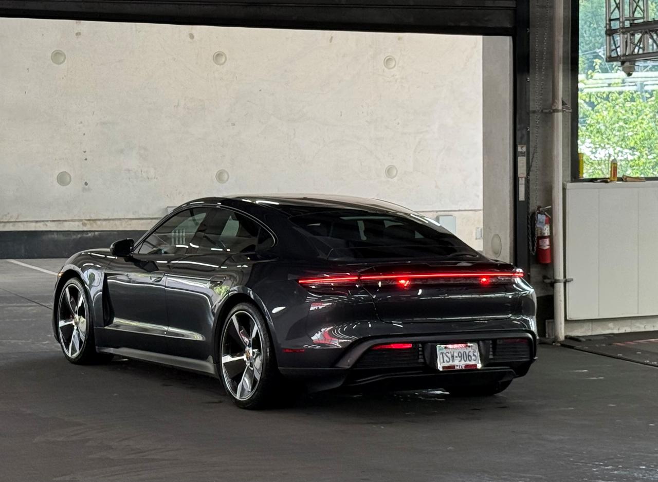 2022 Porsche TAYCAN TAYCAN 4S — фото 2