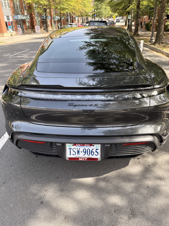 صورة 8 لـ 2022 Porsche TAYCAN TAYCAN 4S