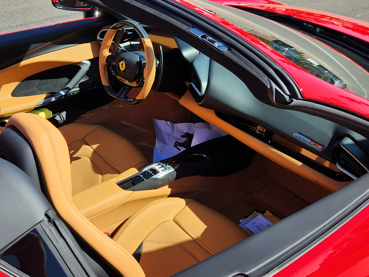 صورة مصغرة 11 لـ 2024 Ferrari 296 GTS BASE