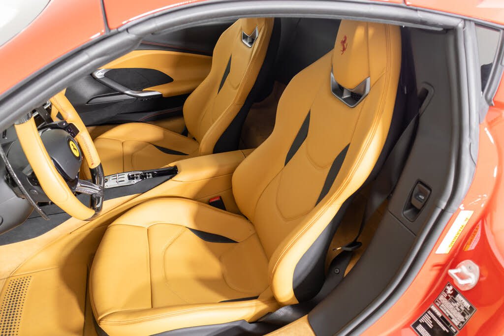 صورة مصغرة 22 لـ 2024 Ferrari 296 GTS BASE