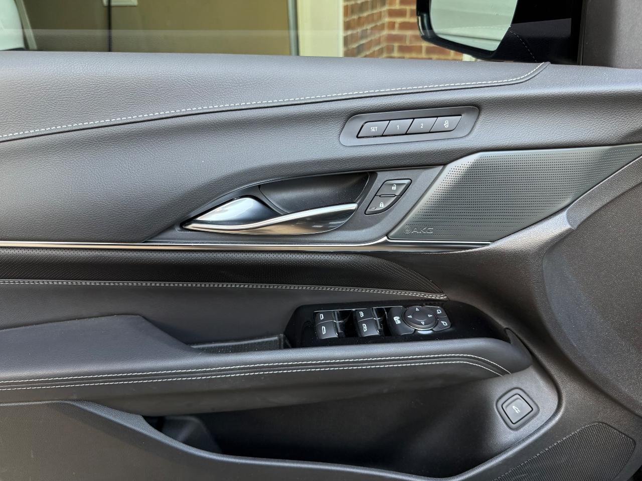 2025 Cadillac CT4-V BLACKWING 照片 15