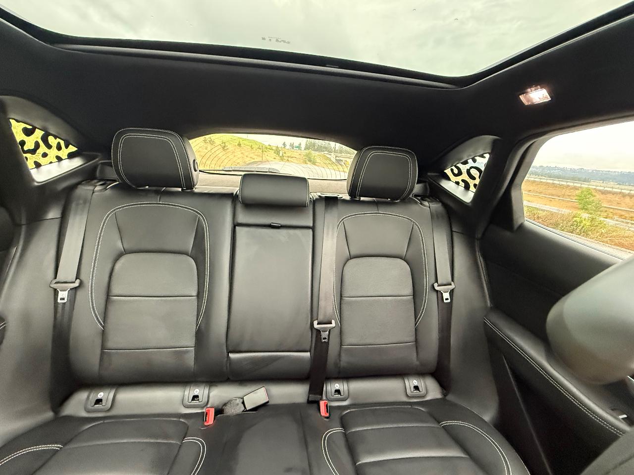 صورة 3 لـ 2024 Jaguar E-PACE P250 R-DYNAMIC SE