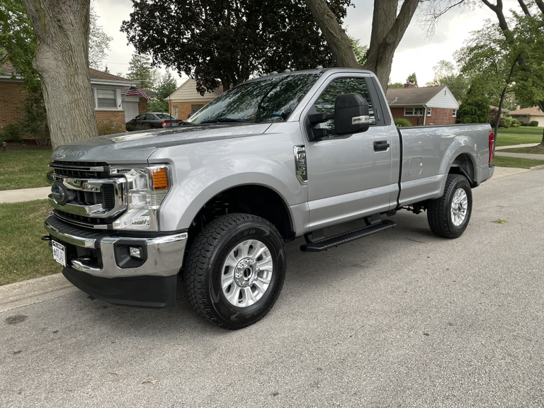 2021 FORD F-350 XLT photo 1