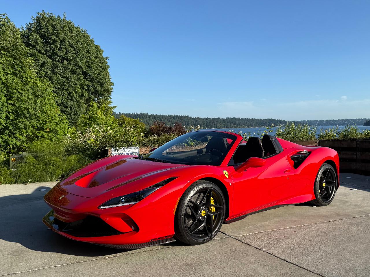 صورة 3 لـ 2023 Ferrari F8 SPIDER BASE