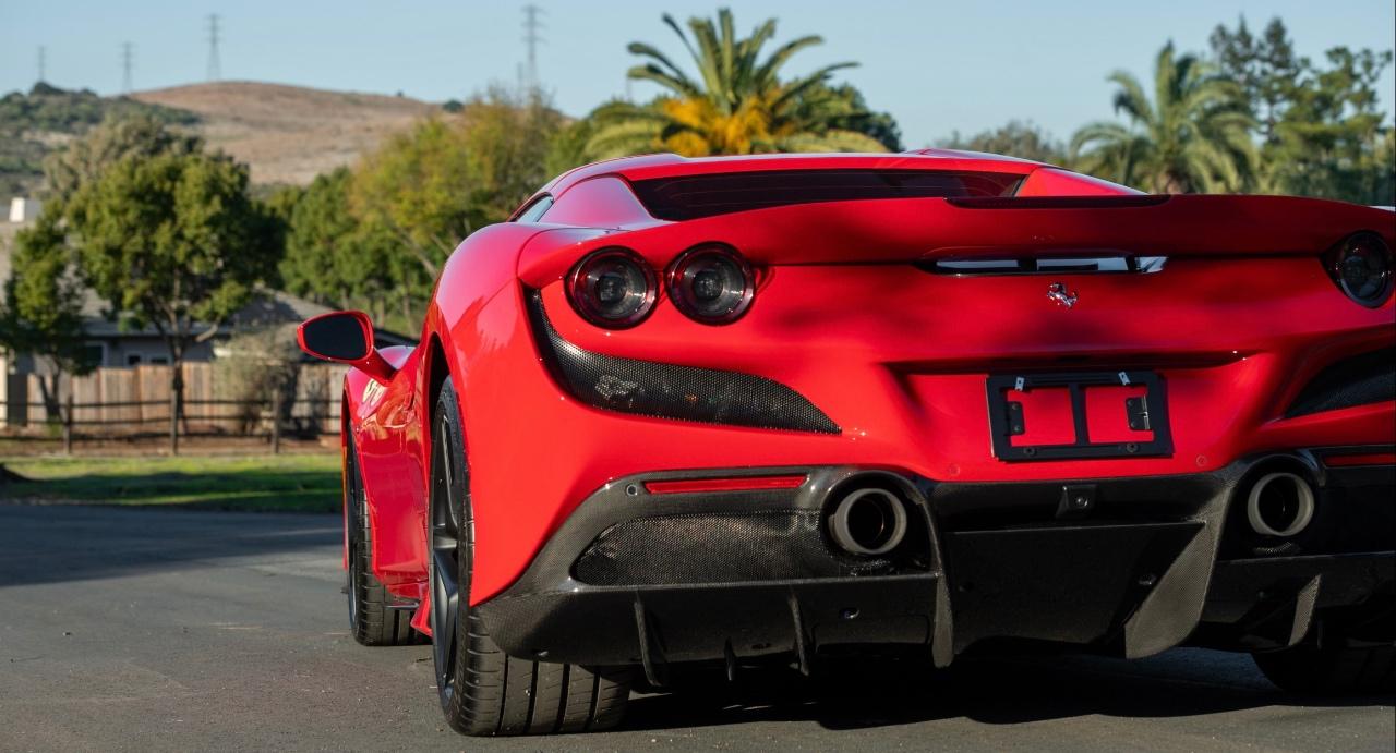 صورة 10 لـ 2023 Ferrari F8 SPIDER BASE