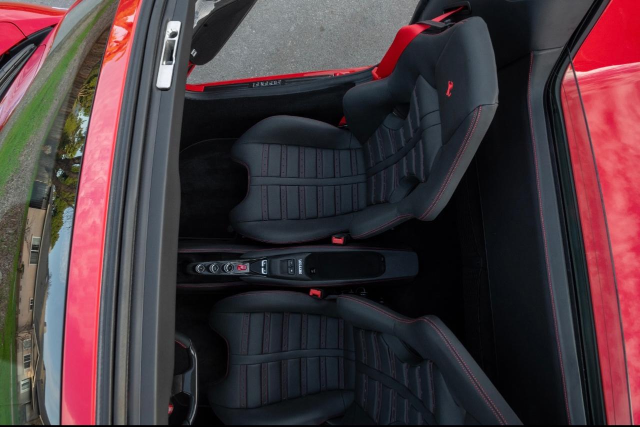2023 Ferrari F8 SPIDER BASE — миниатюра 19