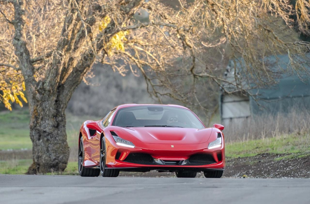 صورة 7 لـ 2023 Ferrari F8 SPIDER BASE