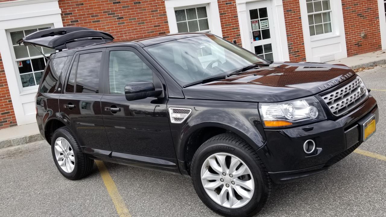 2015 Land Rover LR2 in Black for sale in the USA