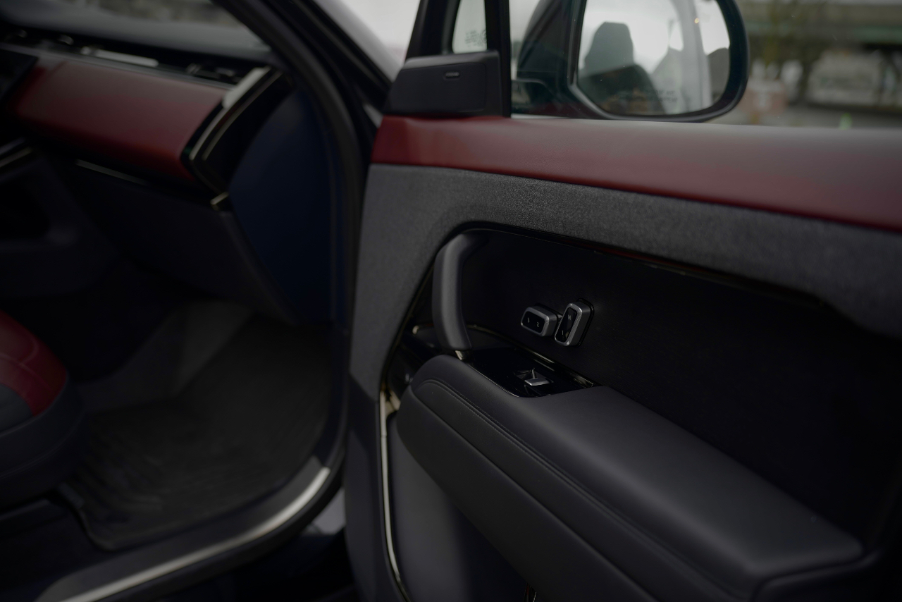 صورة مصغرة 8 لـ 2023 LAND Rover RANGE ROVER SPORT P400 SE DYNAMIC