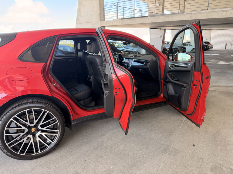 2023 Porsche MACAN — миниатюра 16