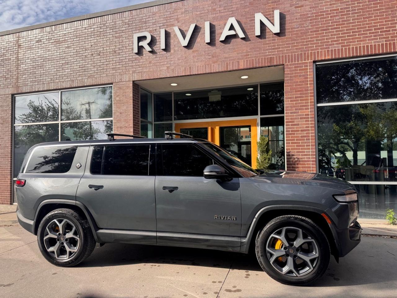 2023 Rivian R1S ADVENTURE QUAD-MOTOR LARGE PACKAGE 照片 1