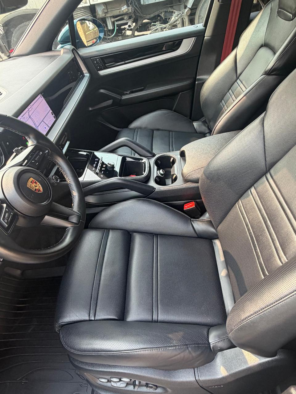 صورة مصغرة 17 لـ 2024 Porsche CAYENNE CAYENNE S
