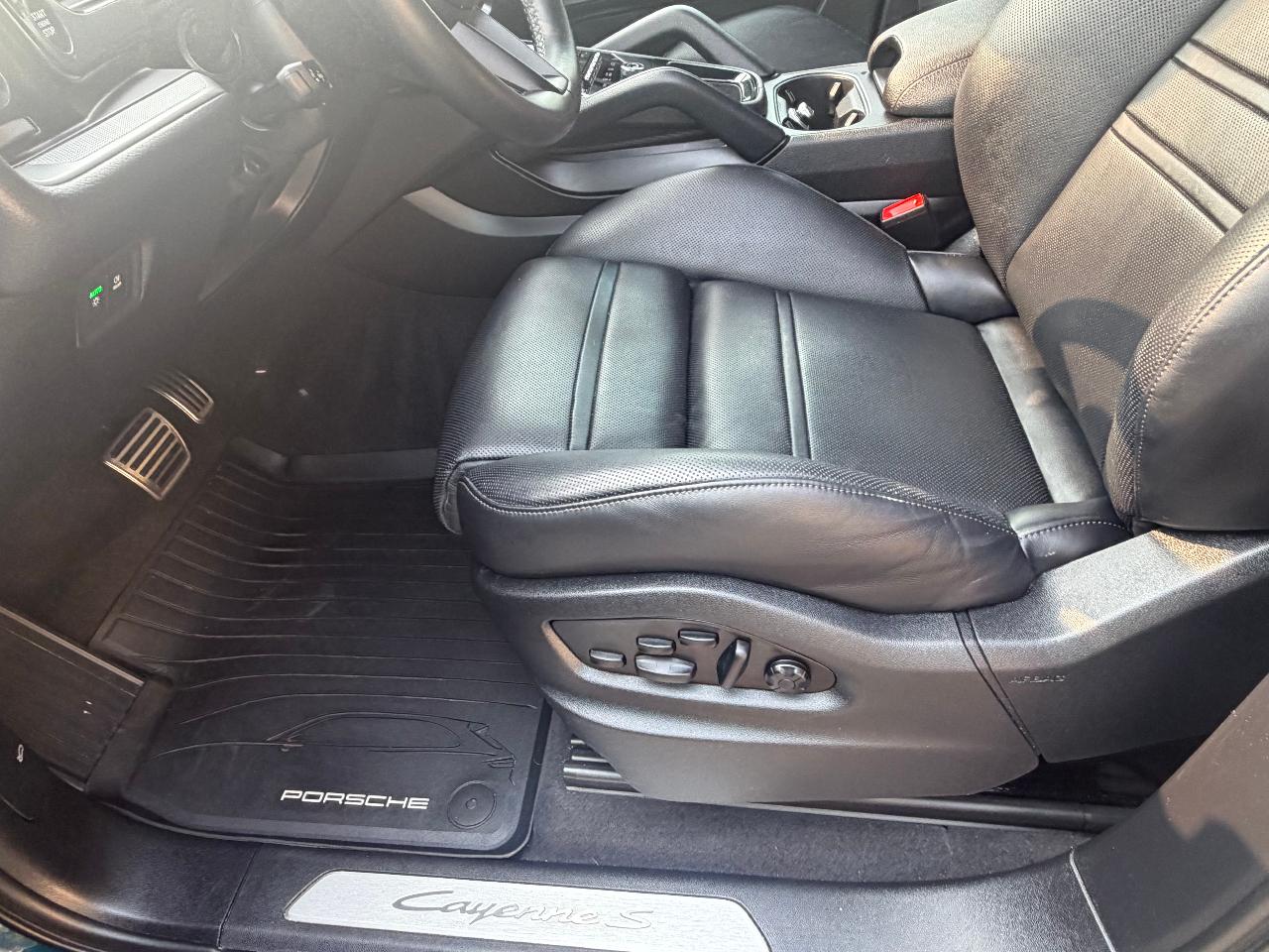 صورة مصغرة 18 لـ 2024 Porsche CAYENNE CAYENNE S