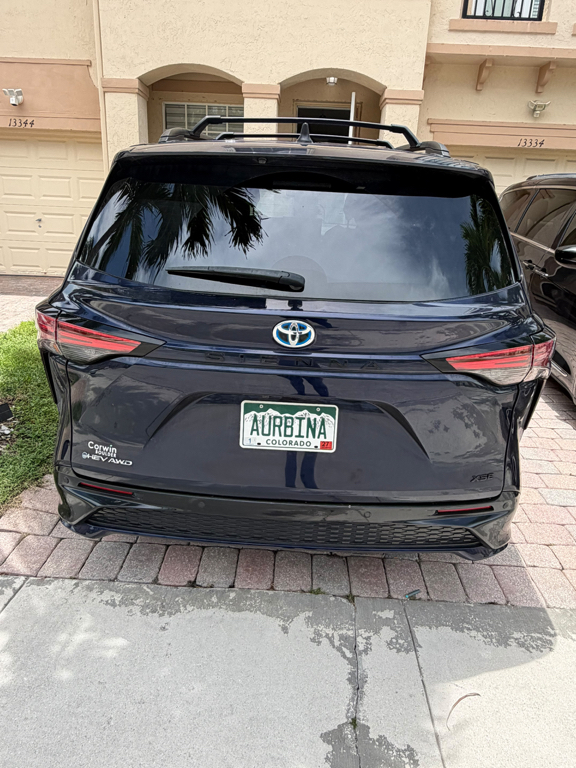 2025 Toyota SIENNA XSE 照片 2
