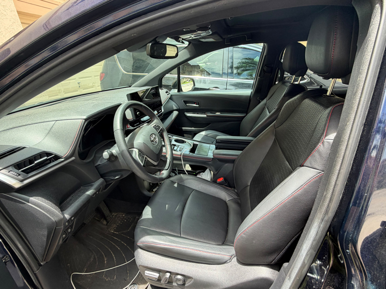 2025 Toyota SIENNA XSE 照片 8