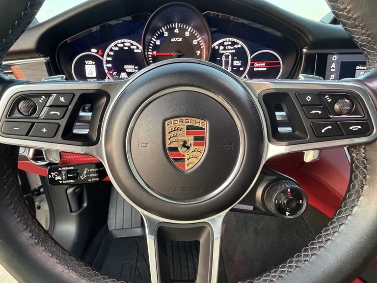 صورة 14 لـ 2020 Porsche PANAMERA PANAMERA GTS