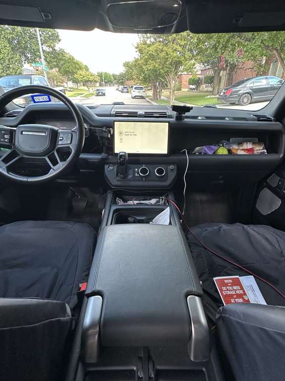 صورة 7 لـ 2024 LAND Rover DEFENDER 130 P400 OUTBOUND