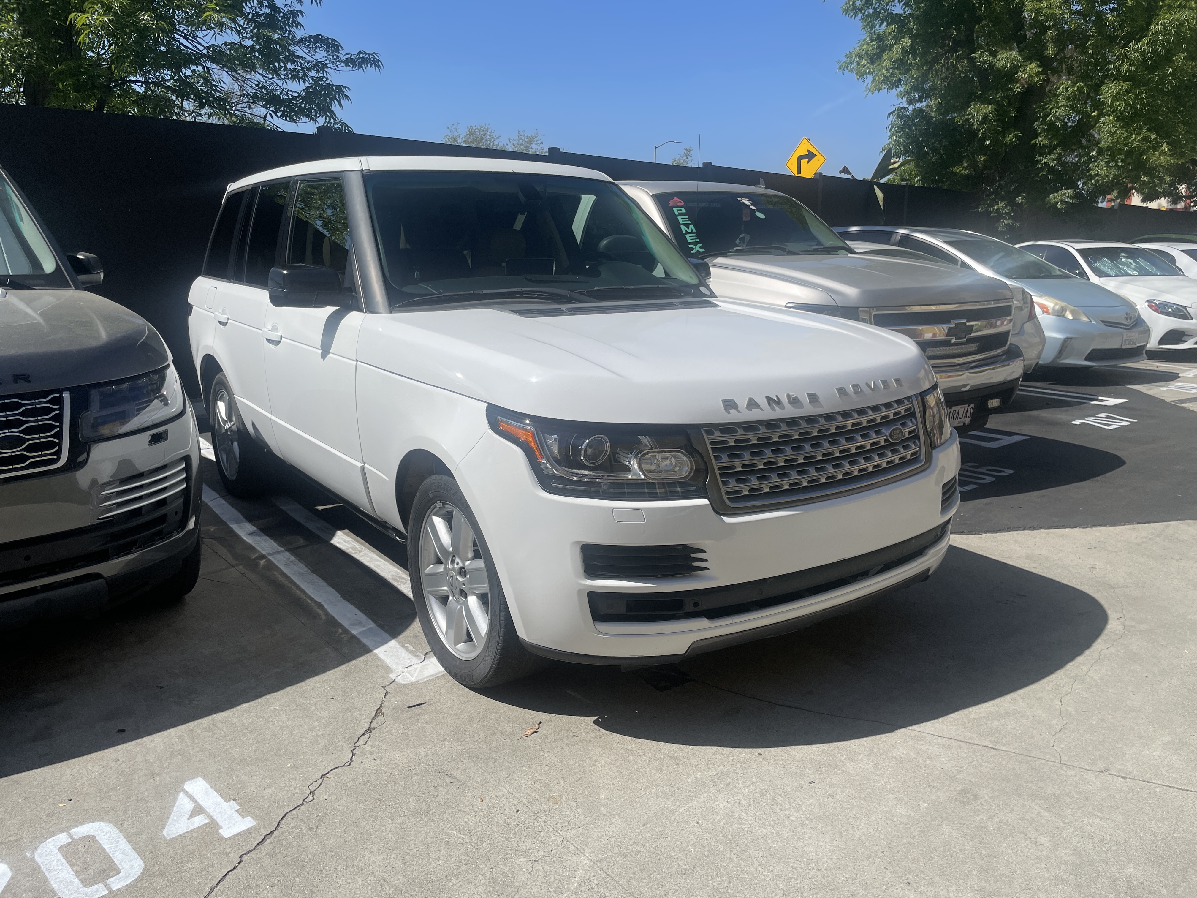 2005 Land Rover Range Rover in White for sale in the USA