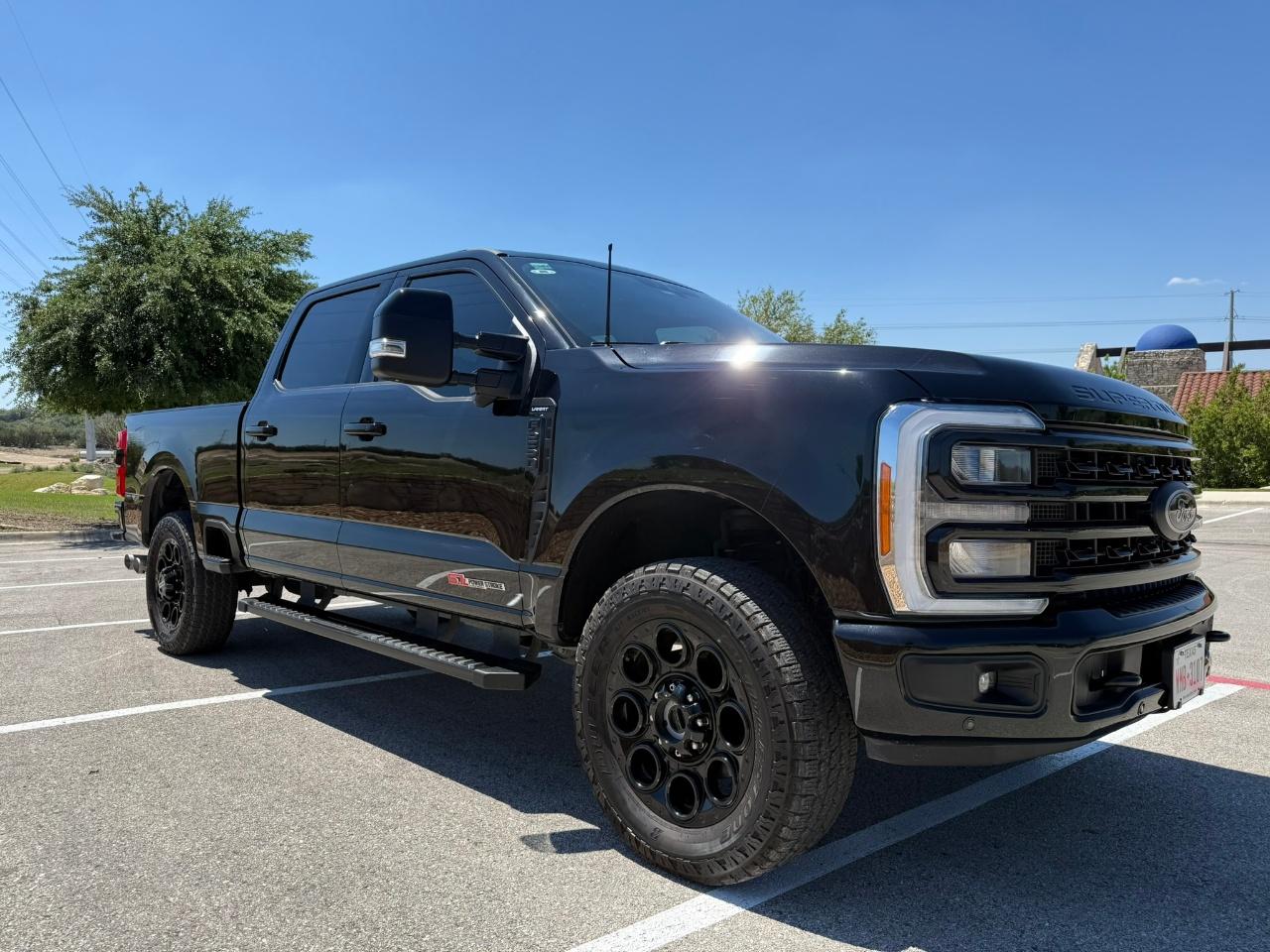 2023 FORD F-250 LIMITED — фото 1