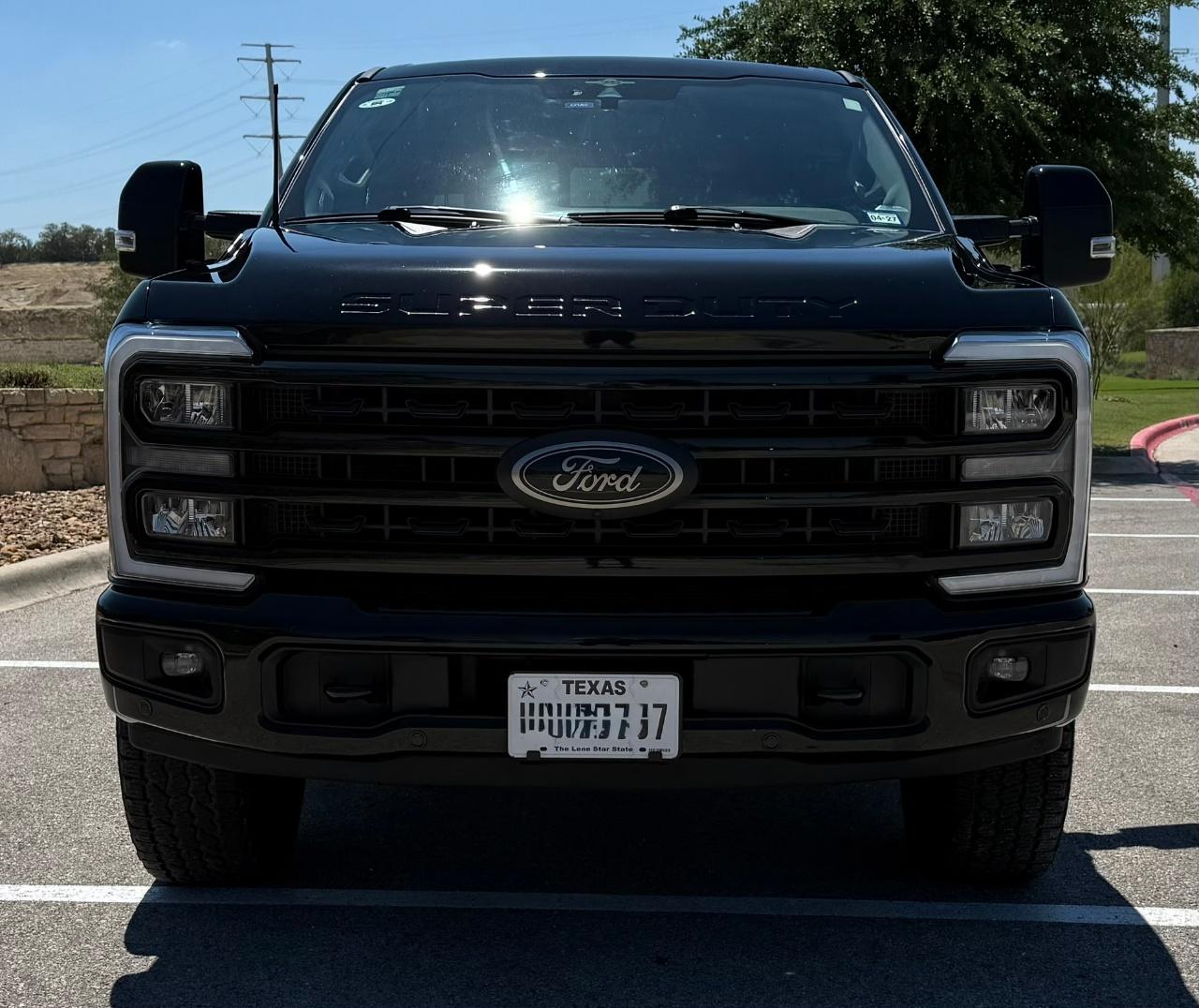2023 FORD F-250 LIMITED — фото 4