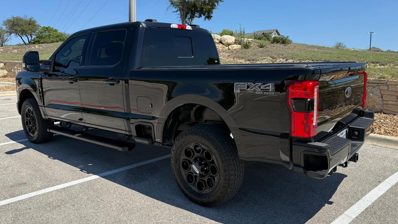 2023 FORD F-250 LIMITED — фото 9