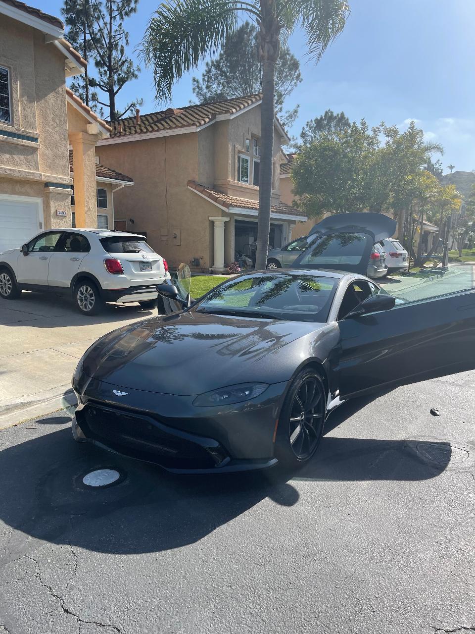 صورة 5 لـ 2020 Aston Martin VANTAGE BASE