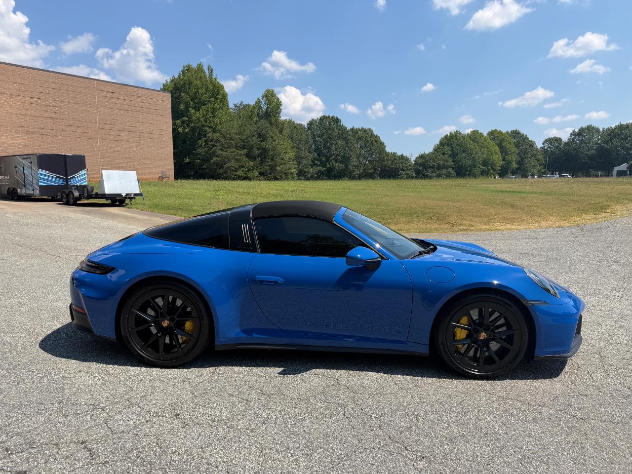 صورة 2 لـ 2026 Porsche 911 TARGA 4 GTS