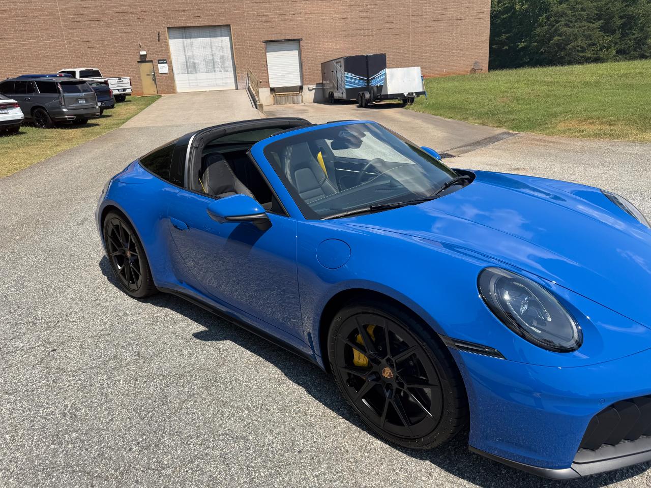 صورة 3 لـ 2026 Porsche 911 TARGA 4 GTS