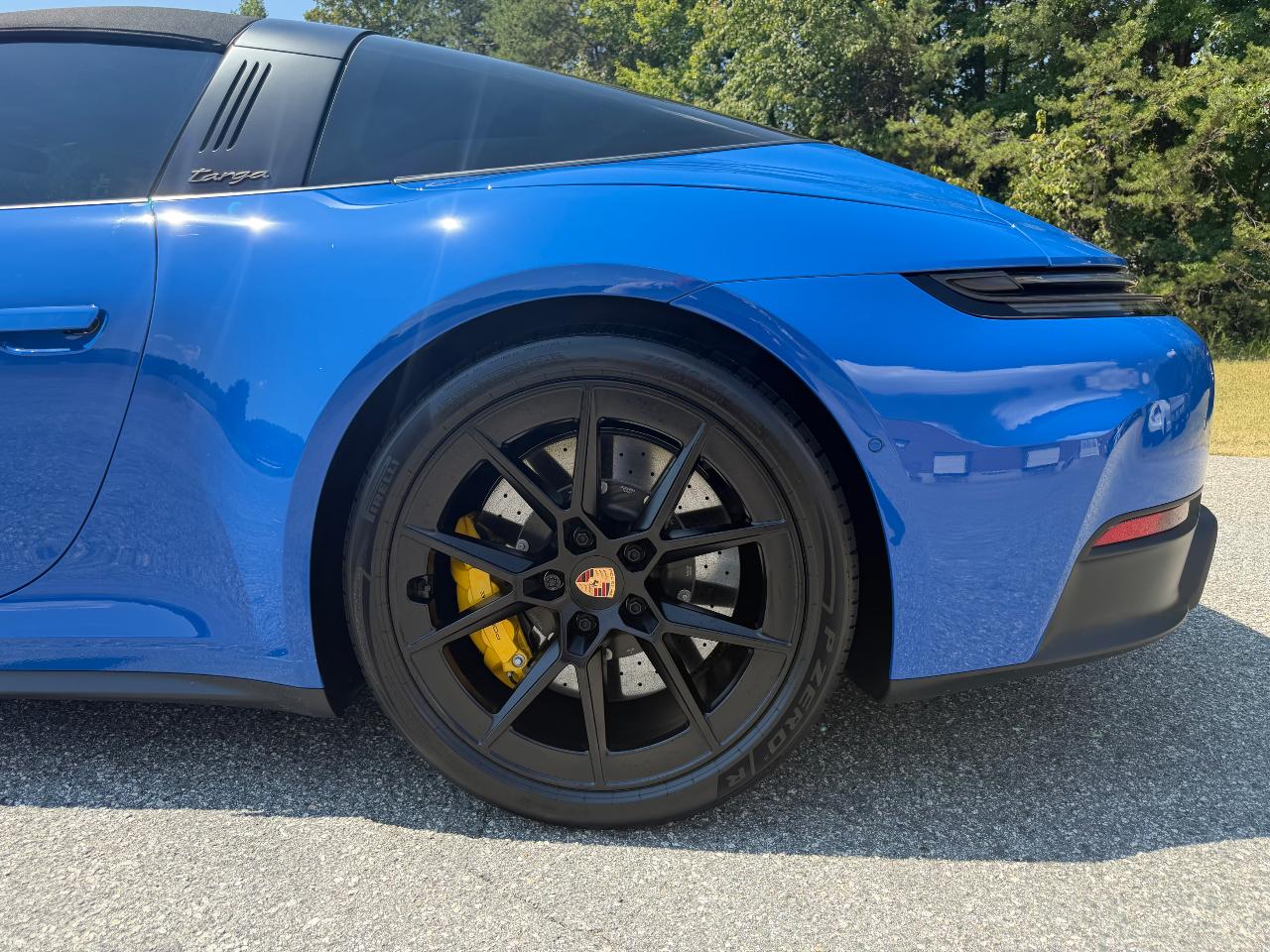 صورة 10 لـ 2026 Porsche 911 TARGA 4 GTS