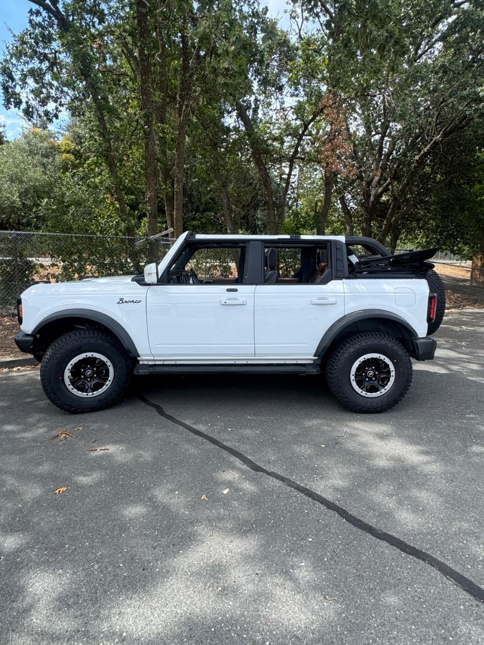 صورة 15 لـ 2021 FORD BRONCO OUTER BANKS
