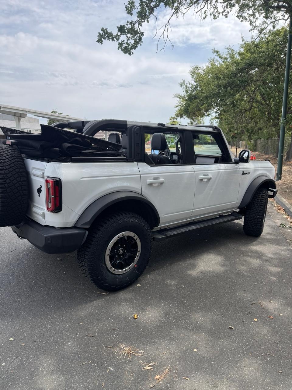 صورة 18 لـ 2021 FORD BRONCO OUTER BANKS