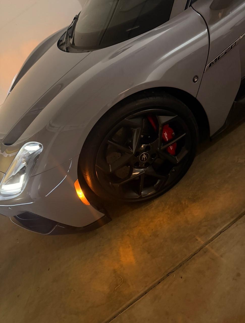 Maserati MC20 main image