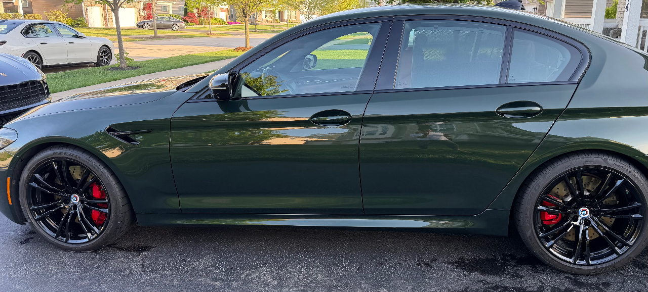 2023 BMW M5 BASE photo 3