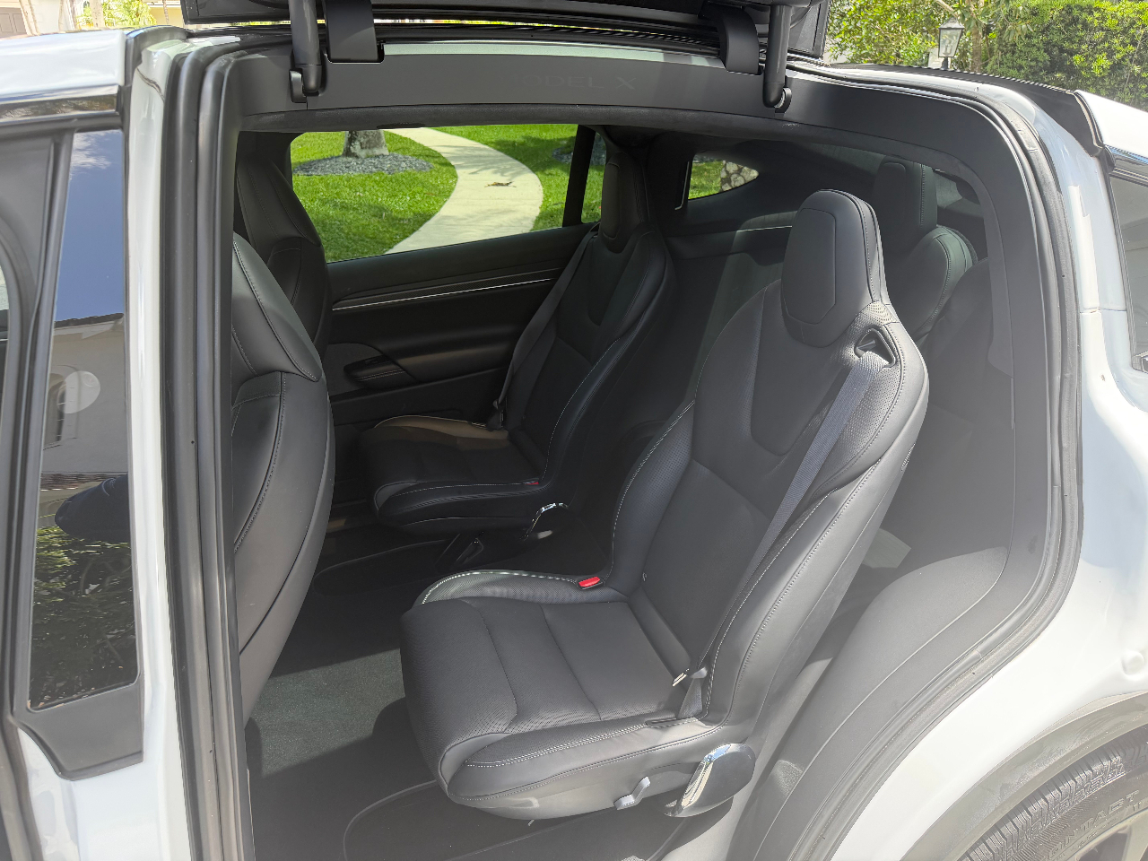 TESLA MODEL X PLAID - 6