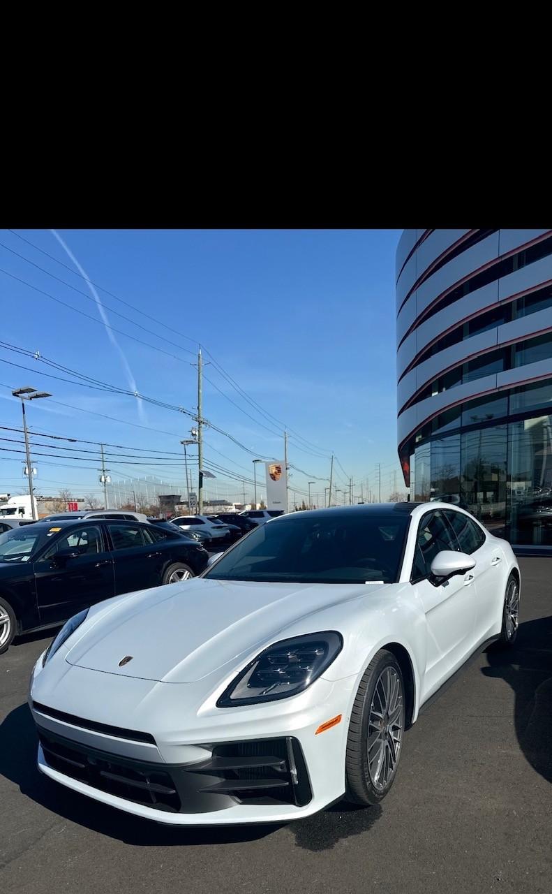 صورة 2 لـ 2025 Porsche PANAMERA PANAMERA 4