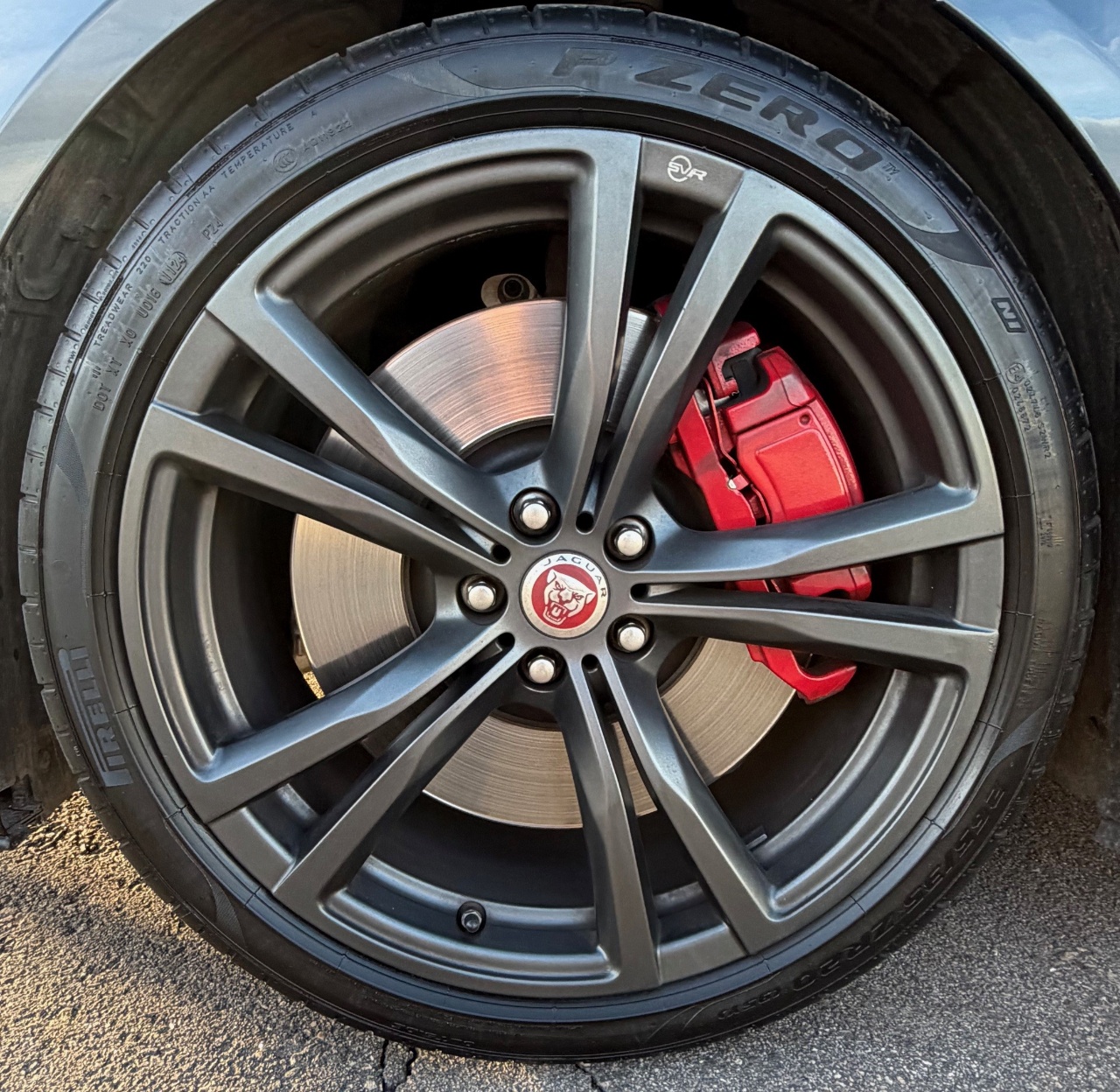2020 Jaguar F-TYPE SVR 缩略图 23