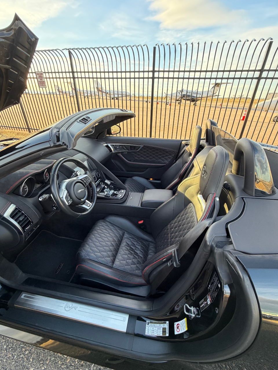 2020 Jaguar F-TYPE SVR 缩略图 16