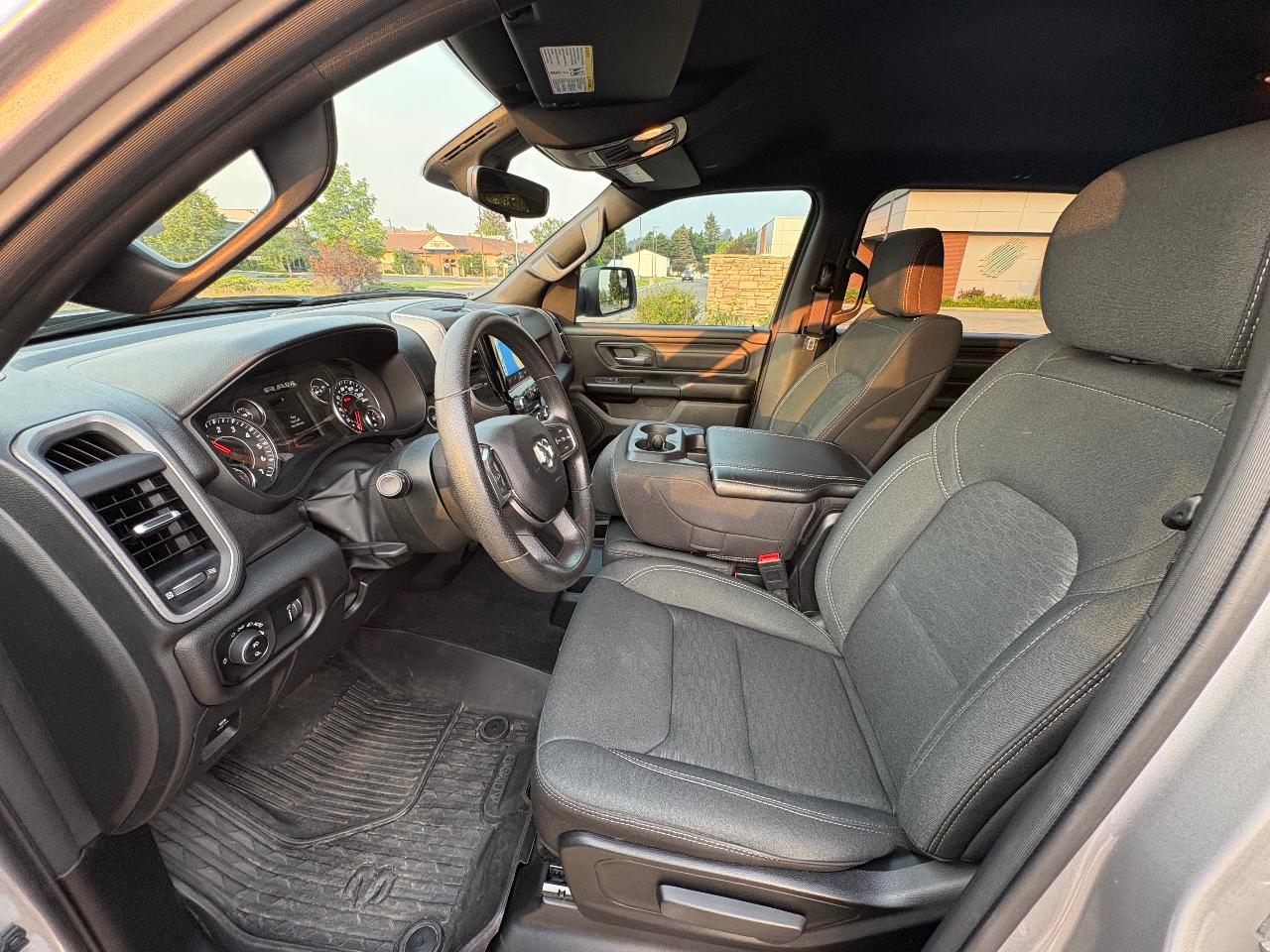 2025 RAM 1500 TRADESMAN — миниатюра 11
