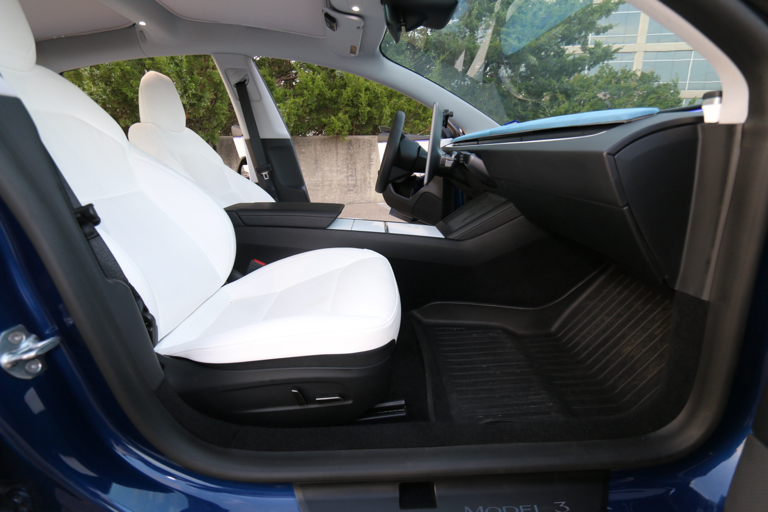 صورة مصغرة 27 لـ 2025 Tesla MODEL 3 LONG RANGE RWD
