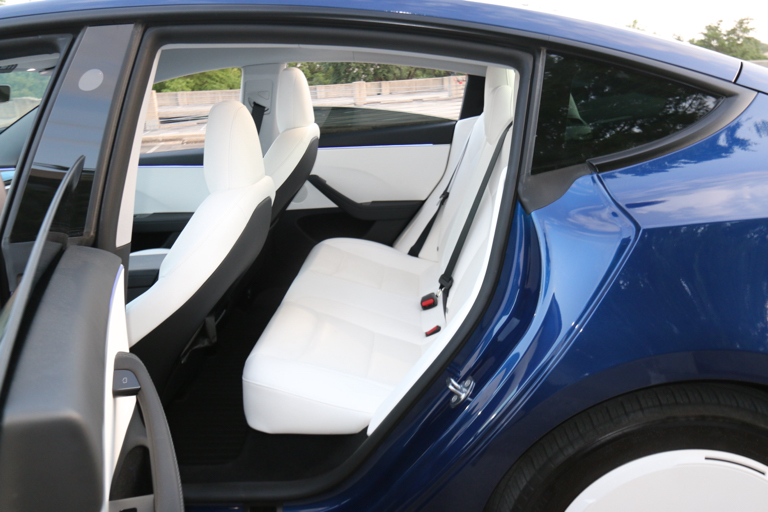صورة مصغرة 15 لـ 2025 Tesla MODEL 3 LONG RANGE RWD
