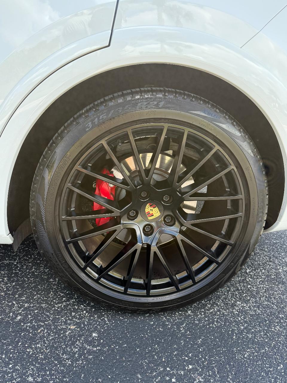 صورة 12 لـ 2021 Porsche CAYENNE CAYENNE GTS