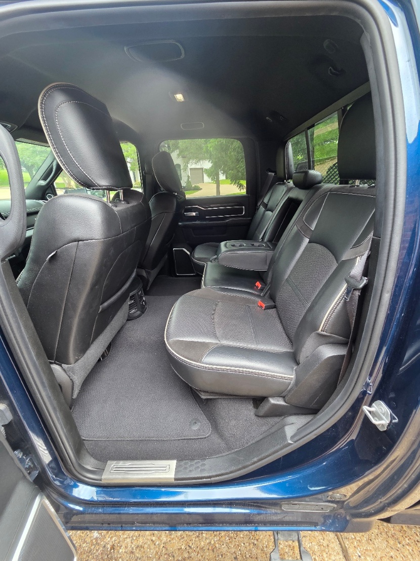 2021 RAM 3500 LARAMIE 缩略图 17