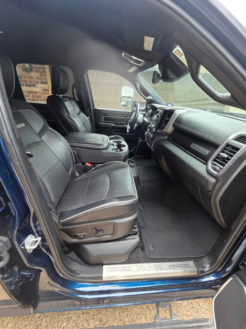 2021 RAM 3500 LARAMIE 缩略图 18
