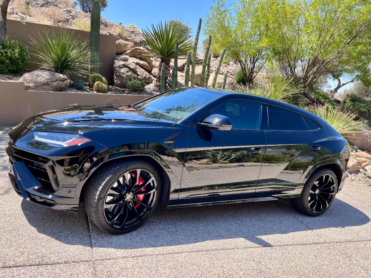 صورة مصغرة 8 لـ 2024 Lamborghini URUS S