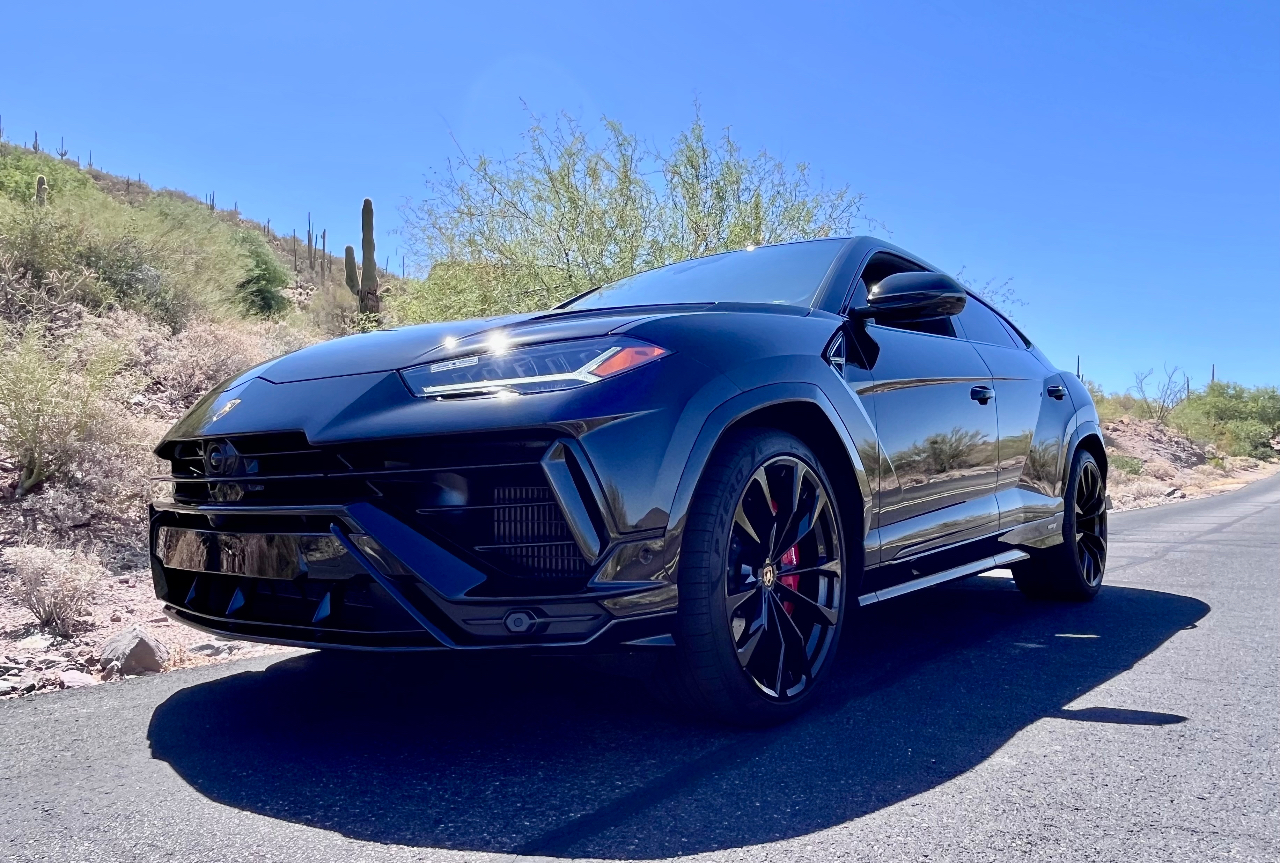 صورة مصغرة 3 لـ 2024 Lamborghini URUS S