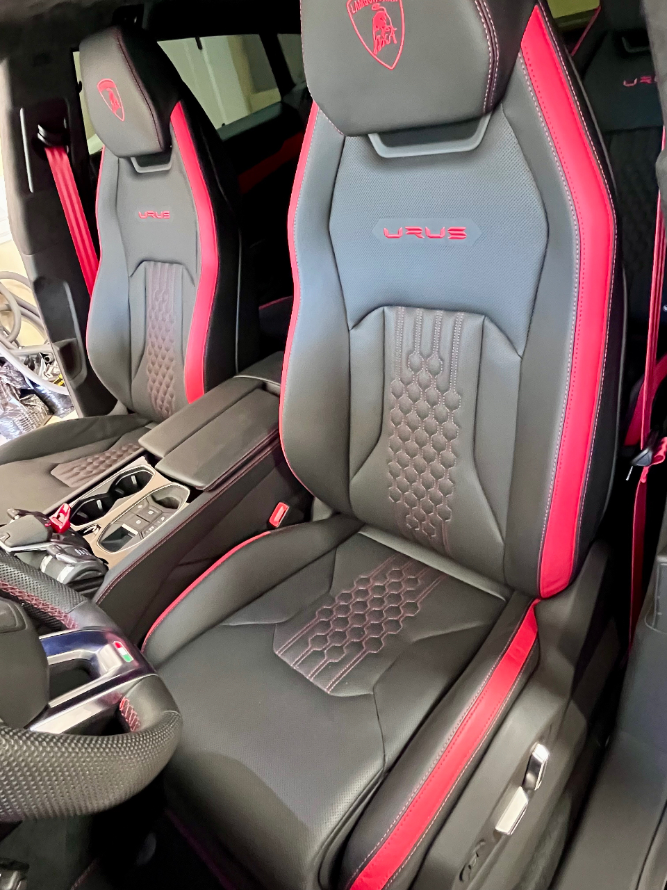 صورة مصغرة 18 لـ 2024 Lamborghini URUS S
