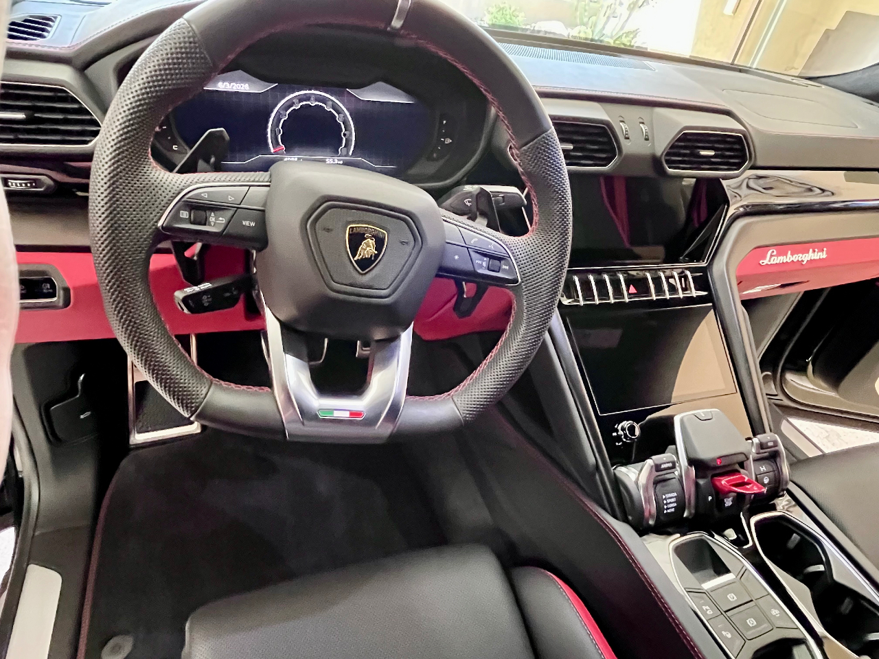 صورة مصغرة 17 لـ 2024 Lamborghini URUS S