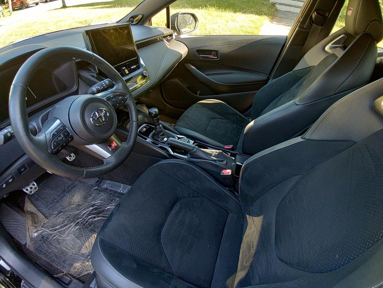2024 Toyota GR COROLLA PREMIUM — фото 8