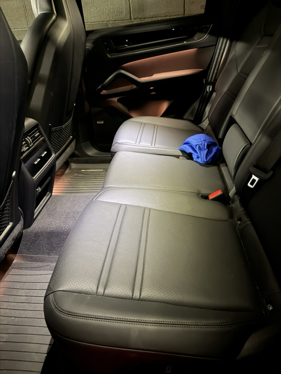 صورة 10 لـ 2024 Porsche CAYENNE CAYENNE S